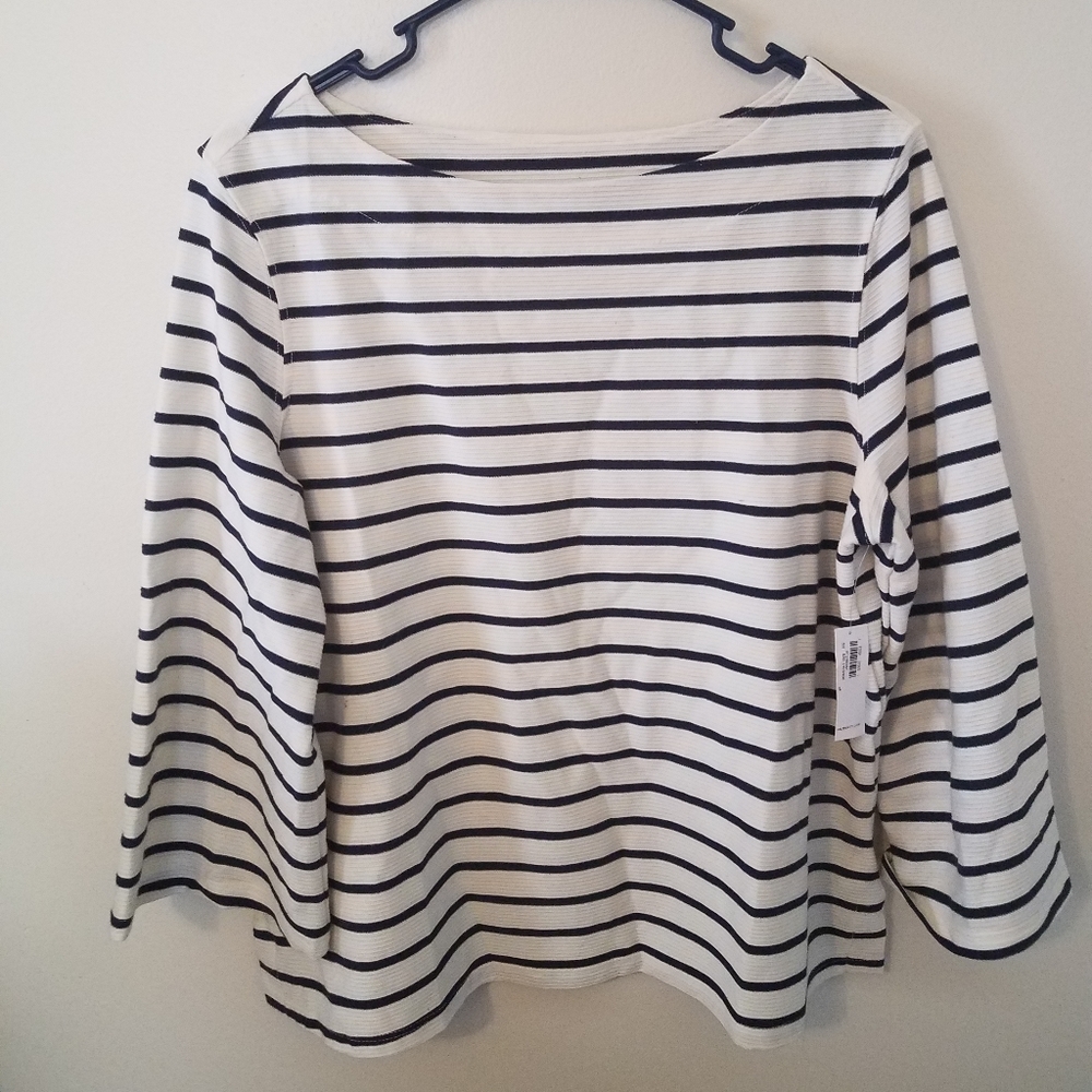 Old Navy white&blue striped shirt NWT